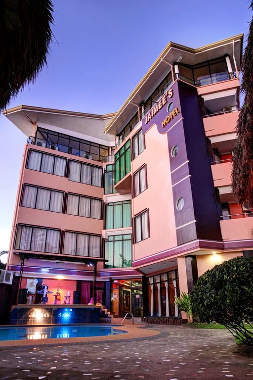 Jaimee'S Hotel, Resort And Restaurant Maasin  Exteriér fotografie
