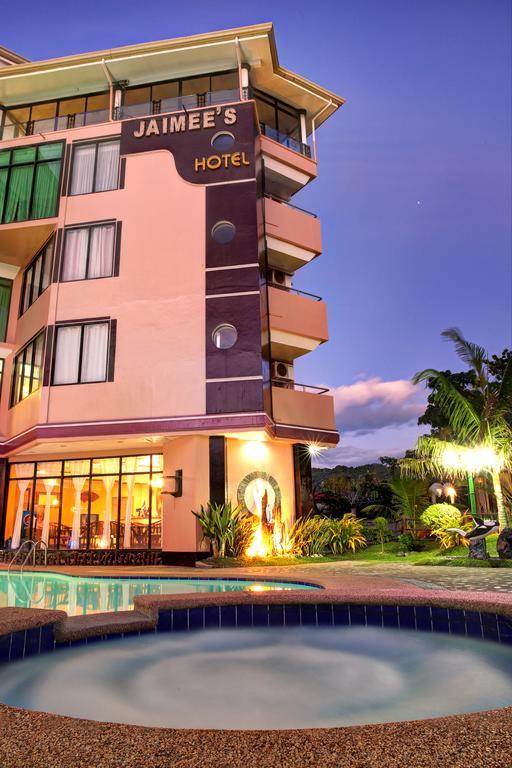 Jaimee'S Hotel, Resort And Restaurant Maasin  Exteriér fotografie