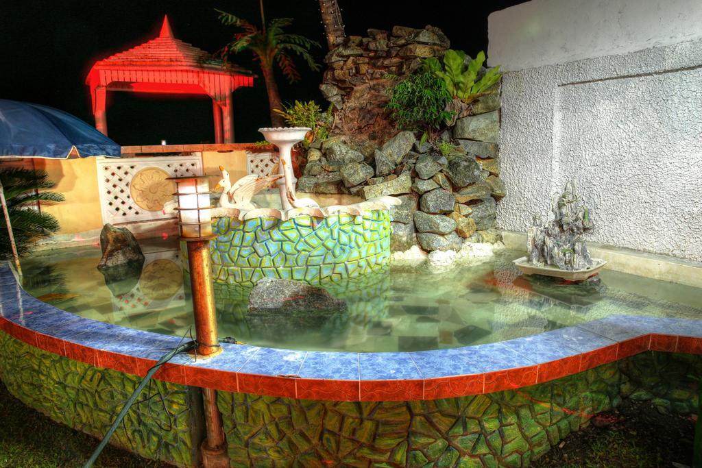 Jaimee'S Hotel, Resort And Restaurant Maasin  Exteriér fotografie