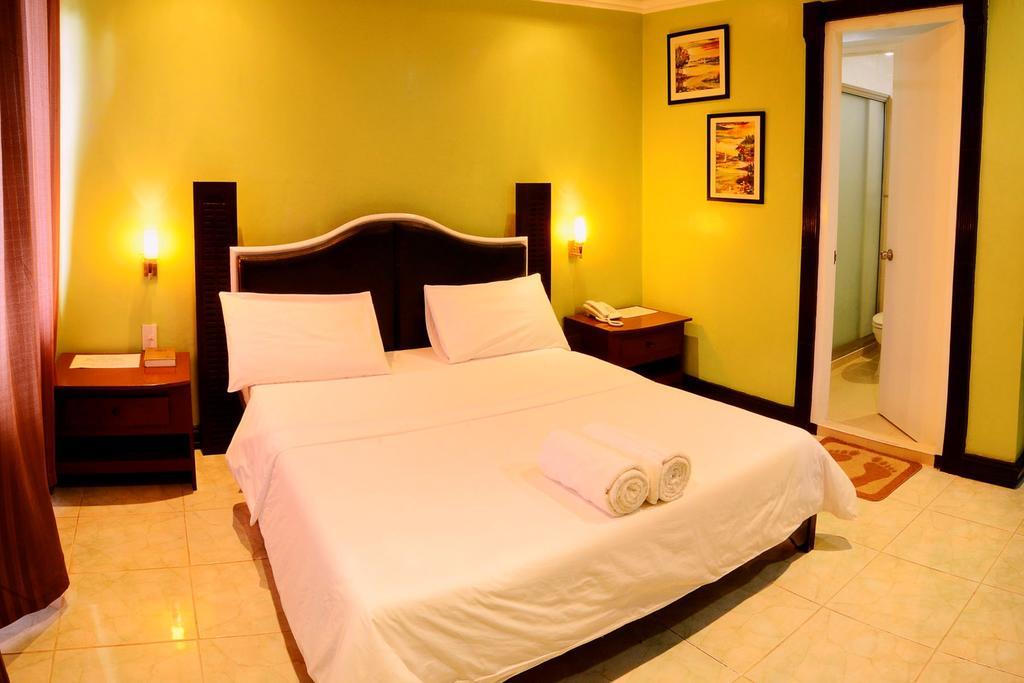 Jaimee'S Hotel, Resort And Restaurant Maasin  Pokoj fotografie